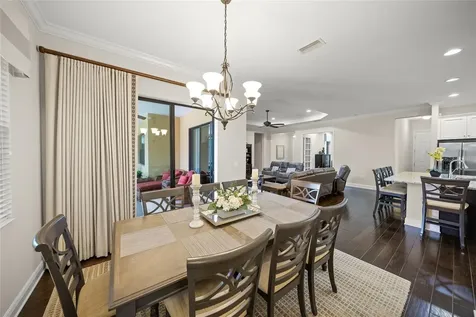 7809 Passionflower Drive Sarasota FL 34241
