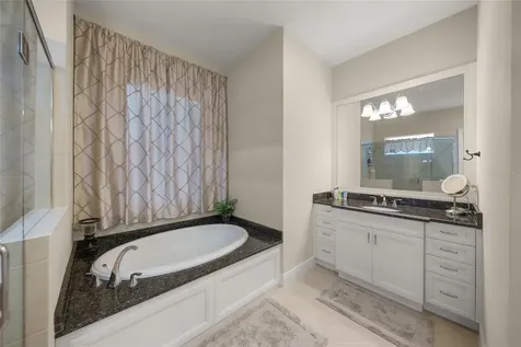 7809 Passionflower Drive Sarasota FL 34241