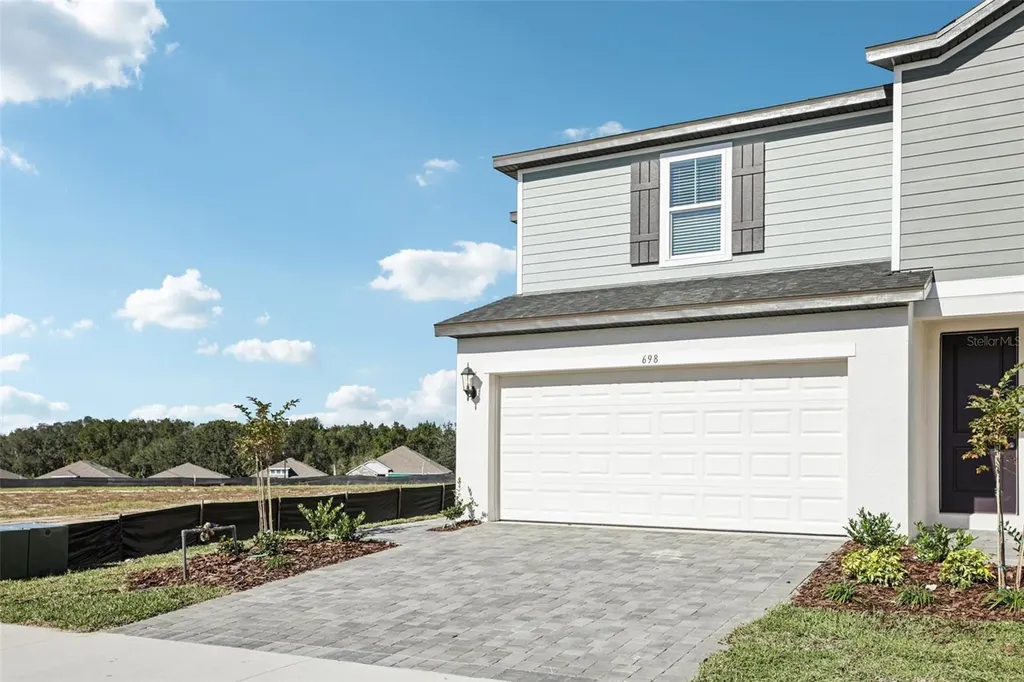 698 Muhly Way Lady Lake FL 32159
