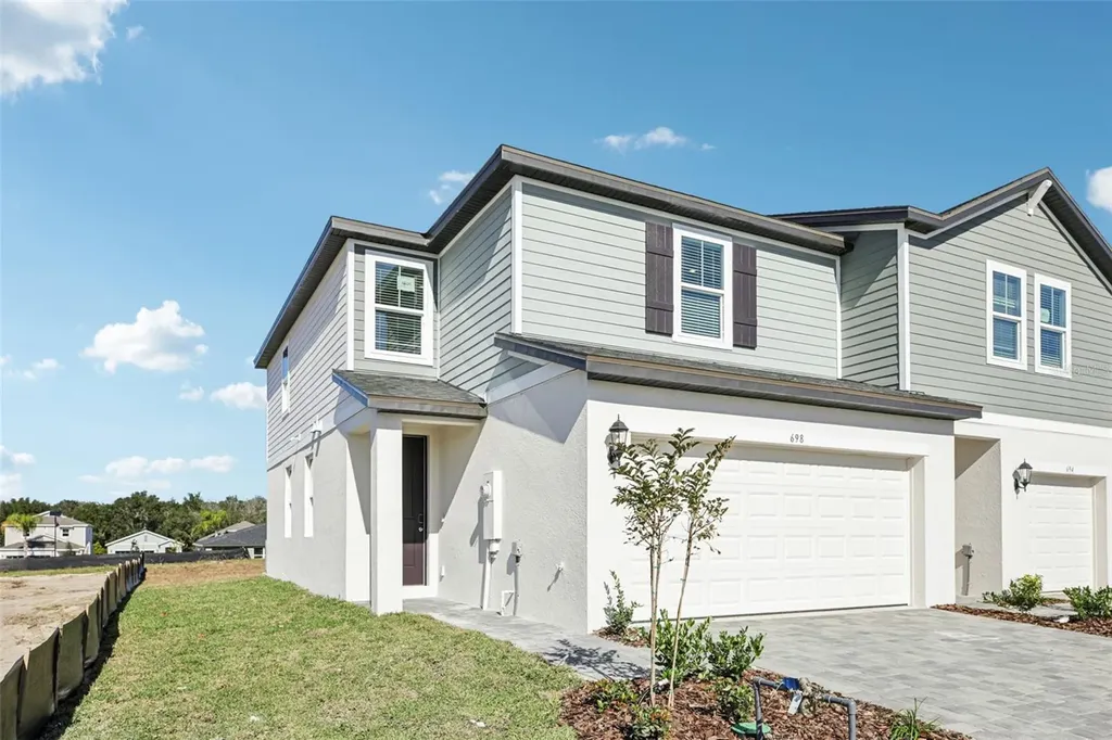 698 Muhly Way Lady Lake FL 32159
