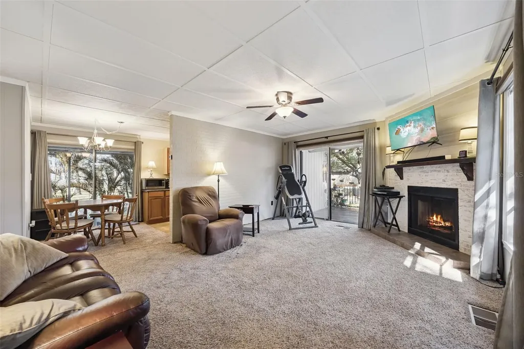 1366 Wildwood Street Apopka FL 32703