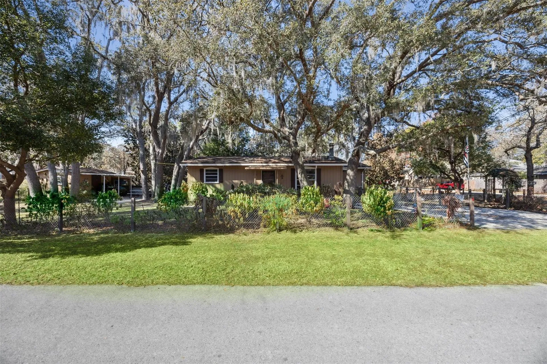 1366 Wildwood Street Apopka FL 32703
