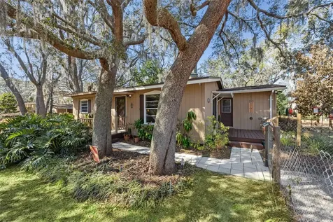 1366 Wildwood Street Apopka FL 32703