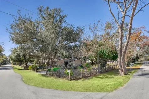 1366 Wildwood Street Apopka FL 32703