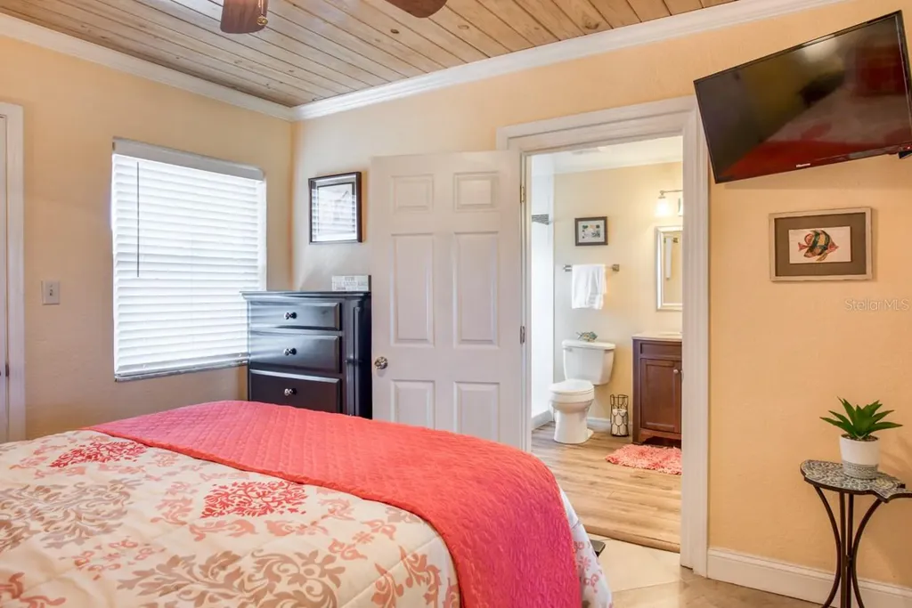 5467 1st Street St Augustine FL 32080