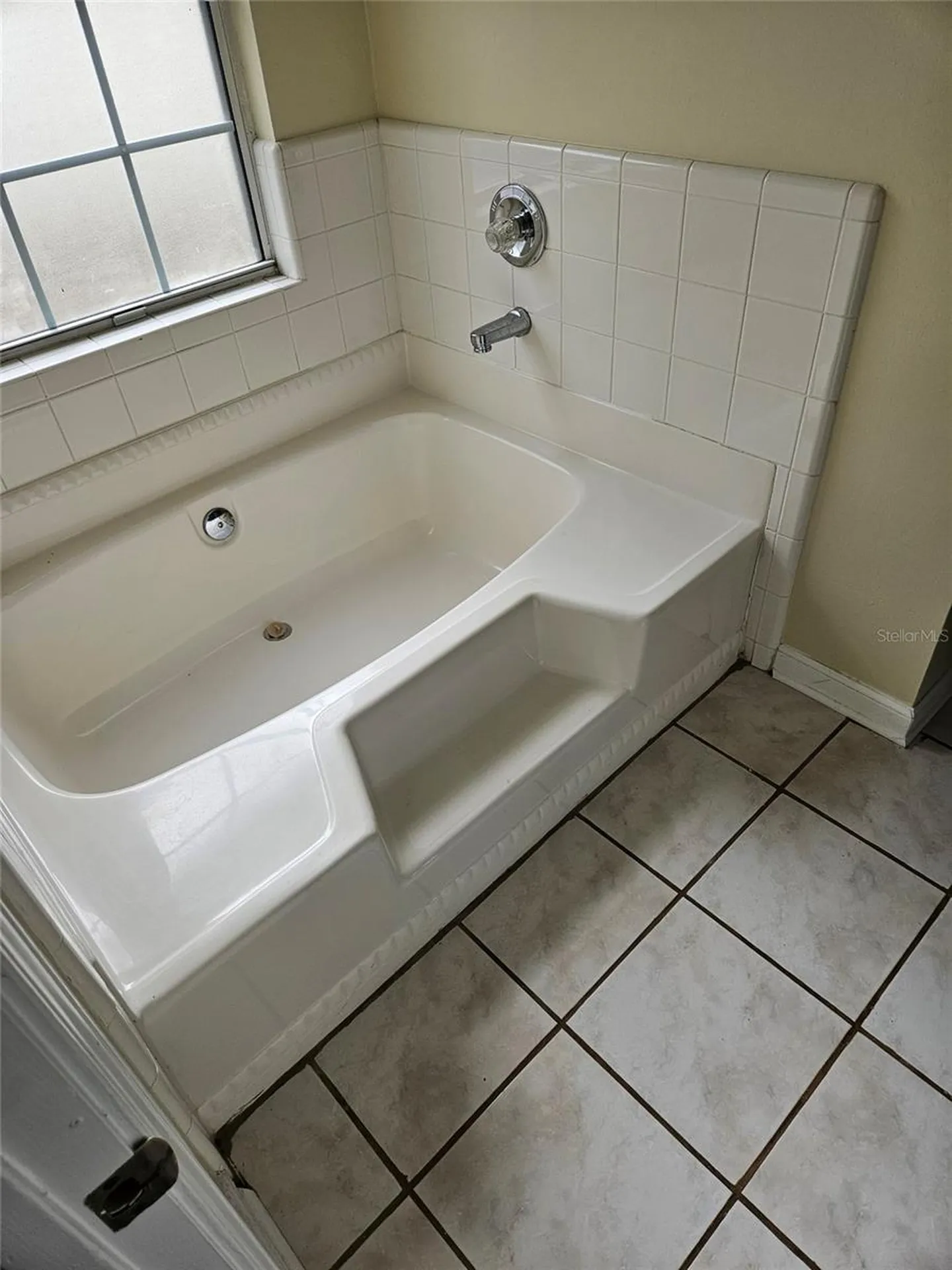 8033 Macdougall Drive E Jacksonville FL 32244