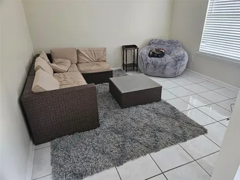 8033 Macdougall Drive E Jacksonville FL 32244