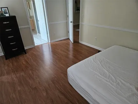 8033 Macdougall Drive E Jacksonville FL 32244