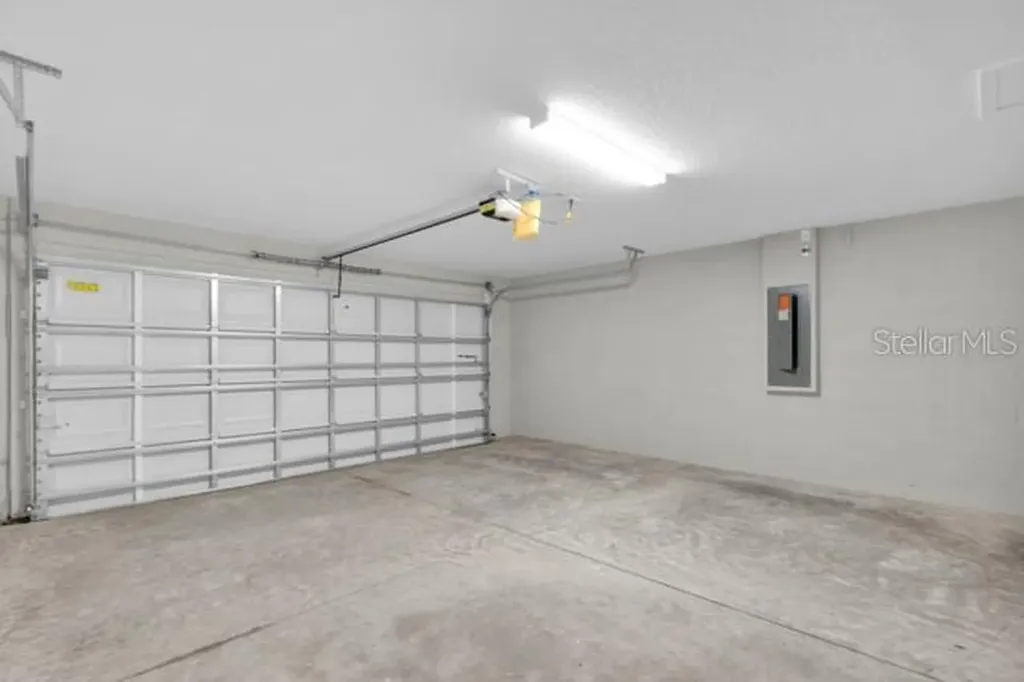 25 Locust Loop Lane Ocala FL 34472