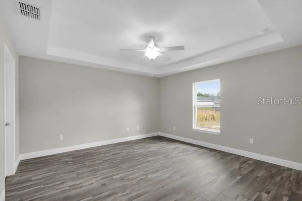 25 Locust Loop Lane Ocala FL 34472