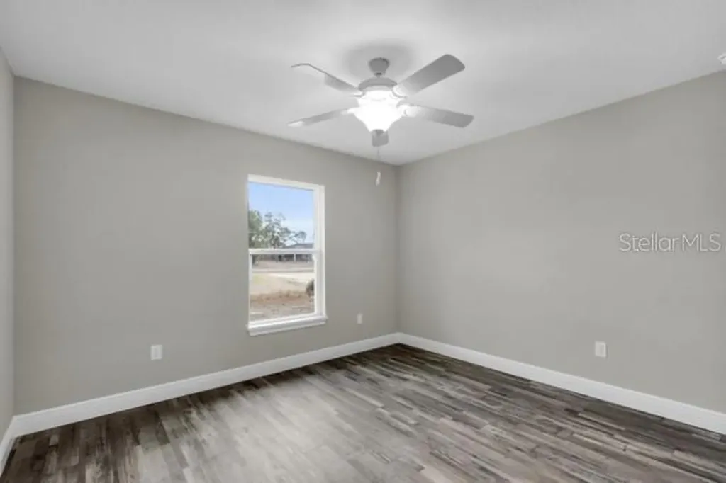 25 Locust Loop Lane Ocala FL 34472
