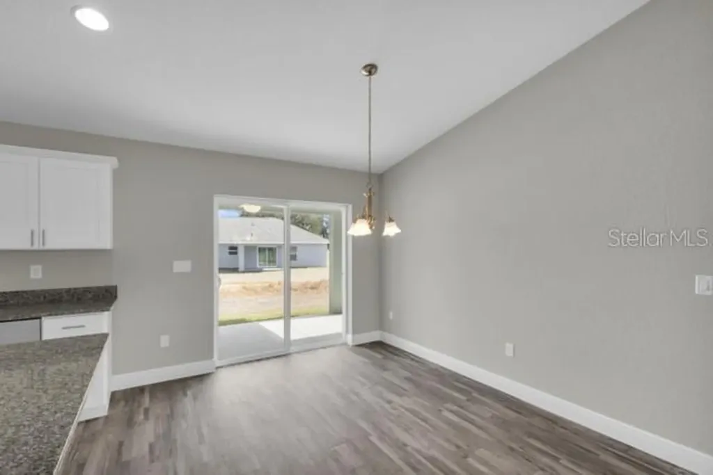 25 Locust Loop Lane Ocala FL 34472