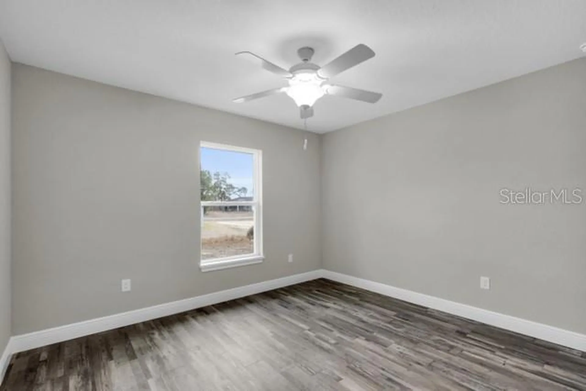 25 Locust Loop Lane Ocala FL 34472