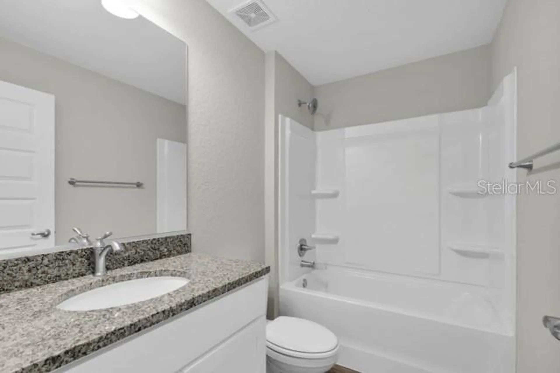 25 Locust Loop Lane Ocala FL 34472