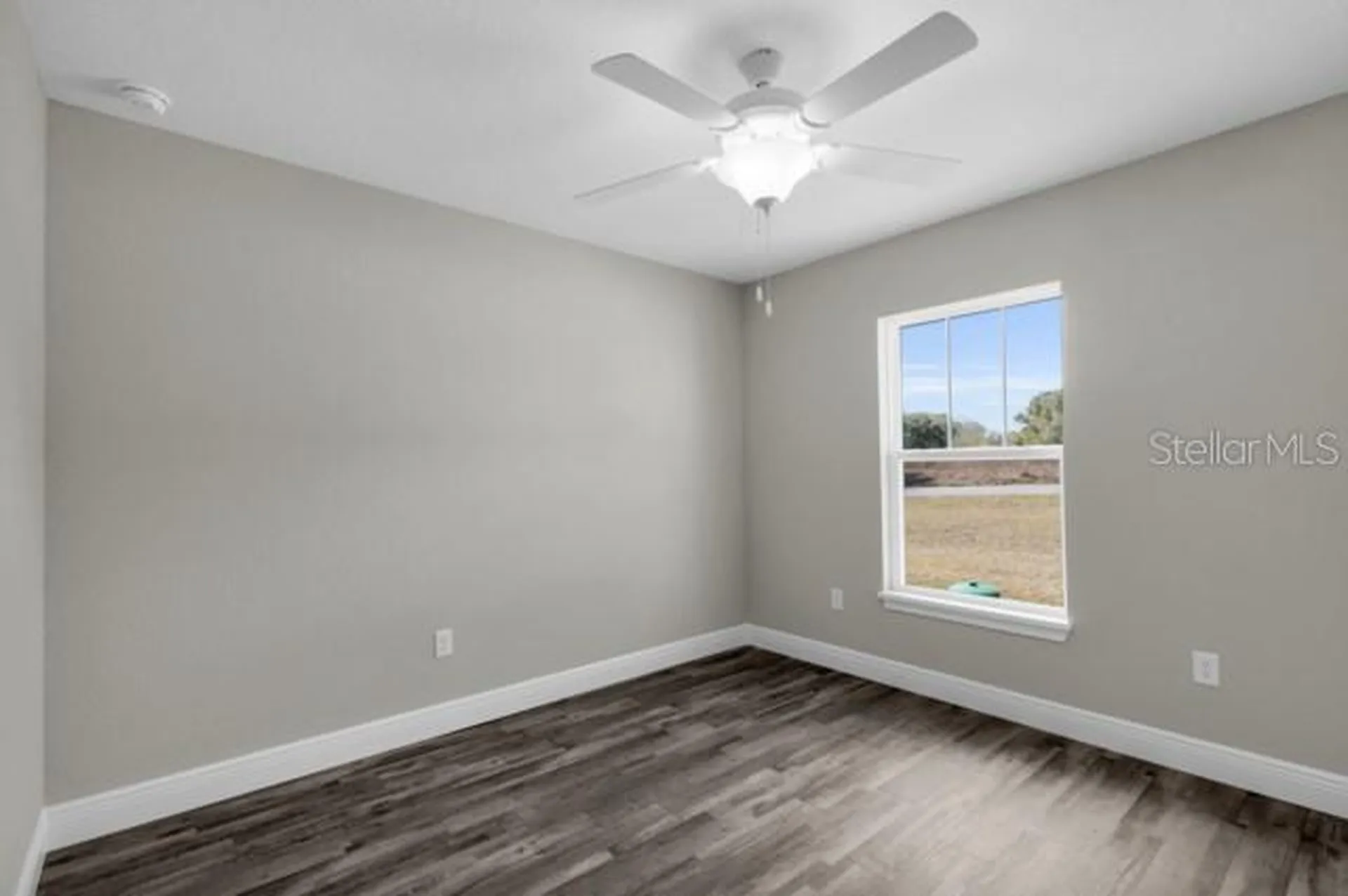 25 Locust Loop Lane Ocala FL 34472