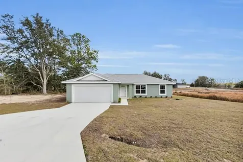 25 Locust Loop Lane Ocala FL 34472