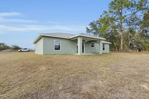 25 Locust Loop Lane Ocala FL 34472