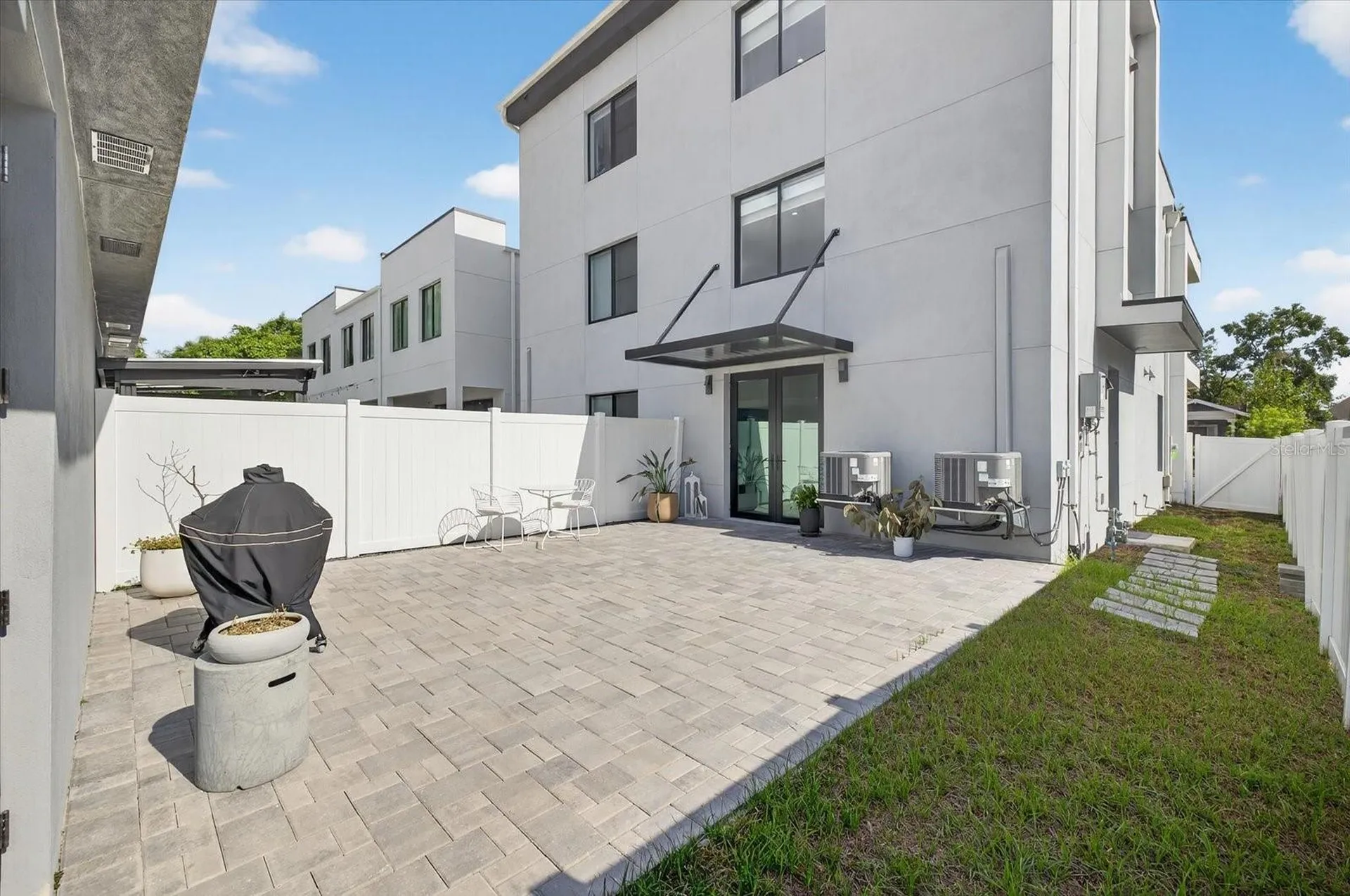 423 W Amelia Avenue Tampa FL 33602