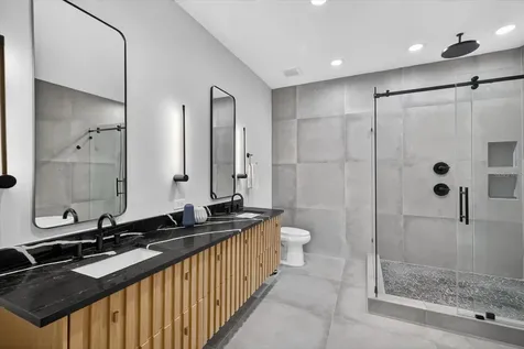 423 W Amelia Avenue Tampa FL 33602