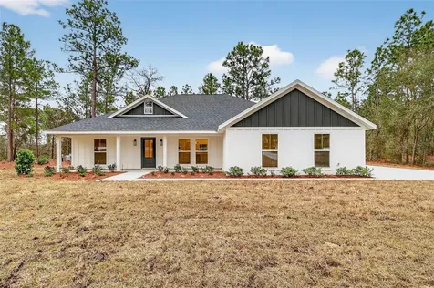 1511 County Road 243a Wildwood FL 34785