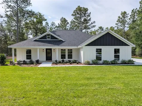 1511 County Road 243a Wildwood FL 34785