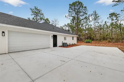 1511 County Road 243a Wildwood FL 34785