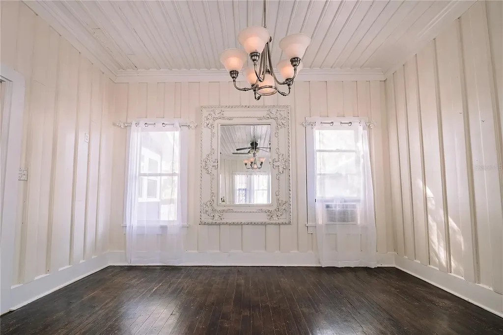 510 E Key Avenue Eustis FL 32726