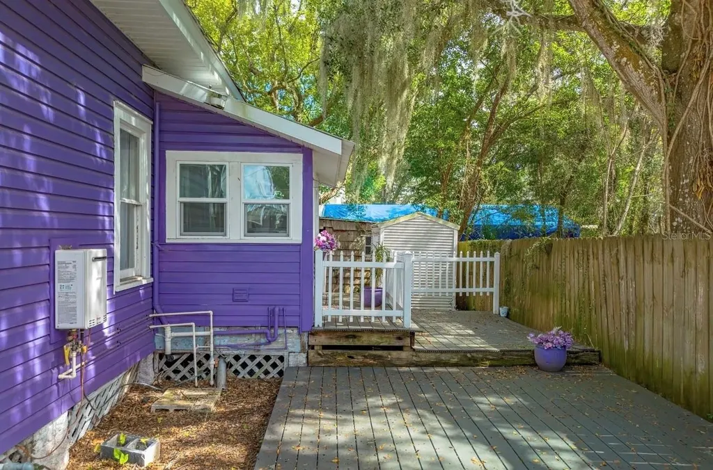 510 E Key Avenue Eustis FL 32726