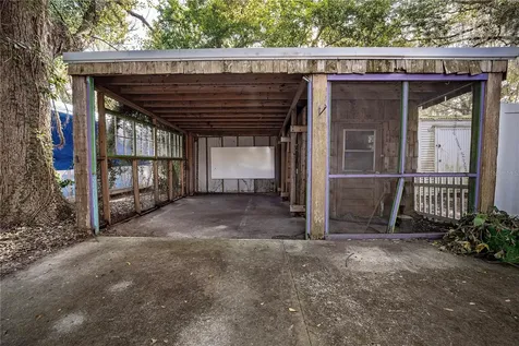 510 E Key Avenue Eustis FL 32726