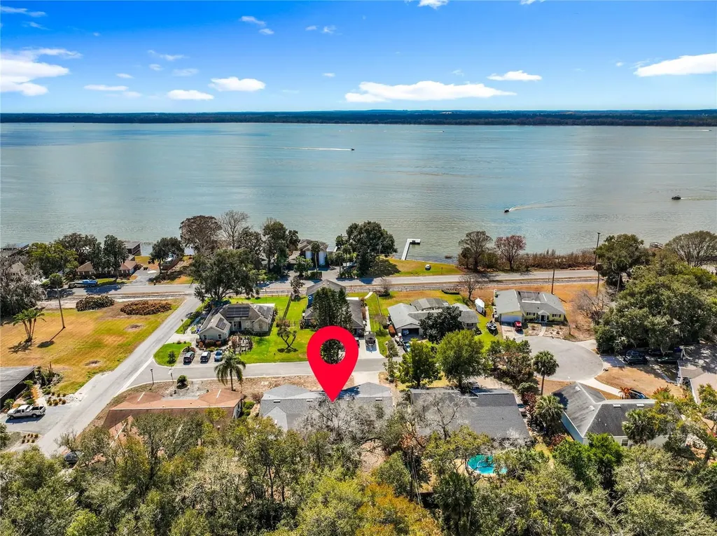 1029 Michelle Court Tavares FL 32778