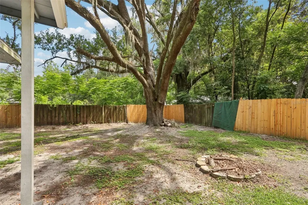 1623 NE 16th Way Gainesville FL 32609