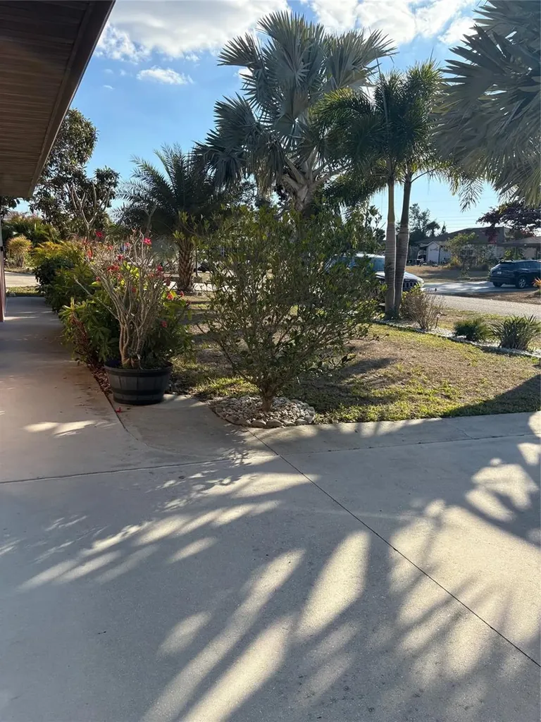 321 Venetia Avenue North Port FL 34287