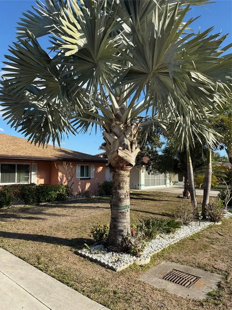 321 Venetia Avenue North Port FL 34287