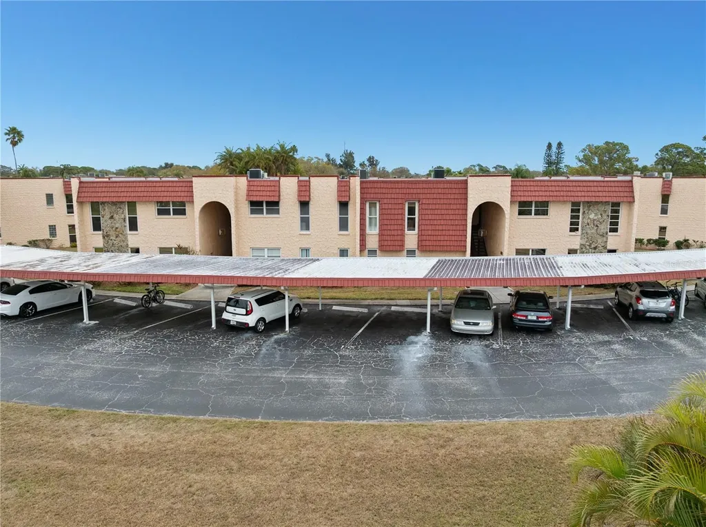 116 Dogwood Circle Seminole FL 33777