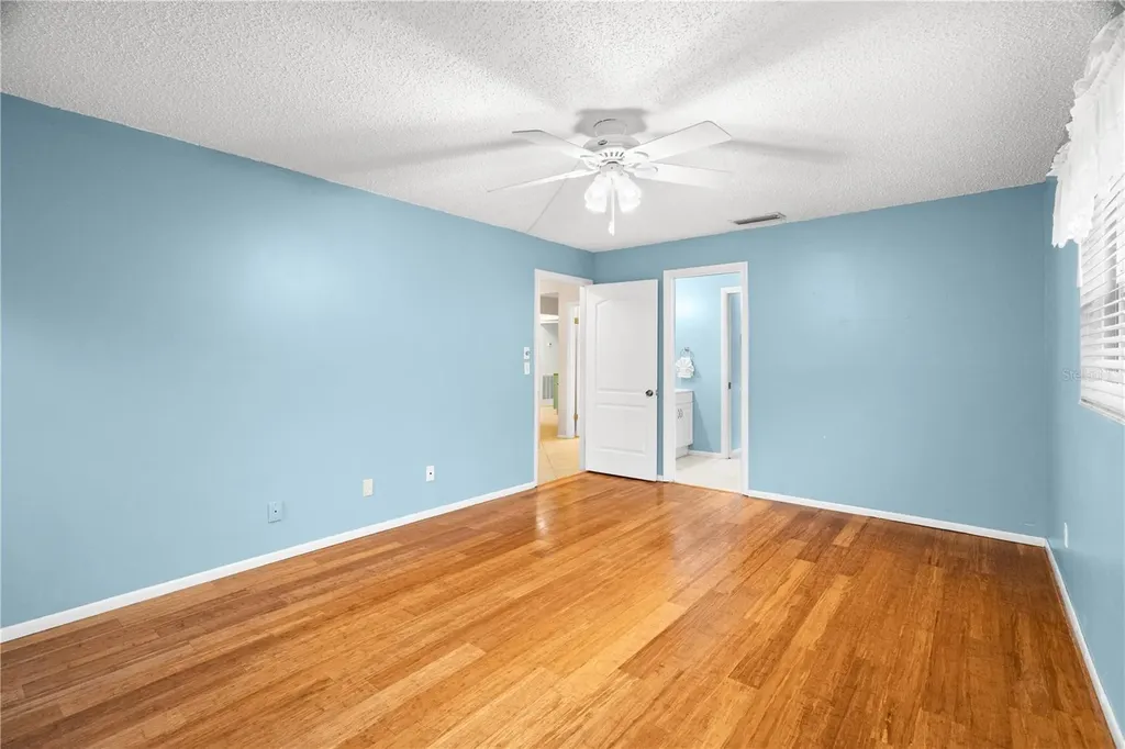 116 Dogwood Circle Seminole FL 33777