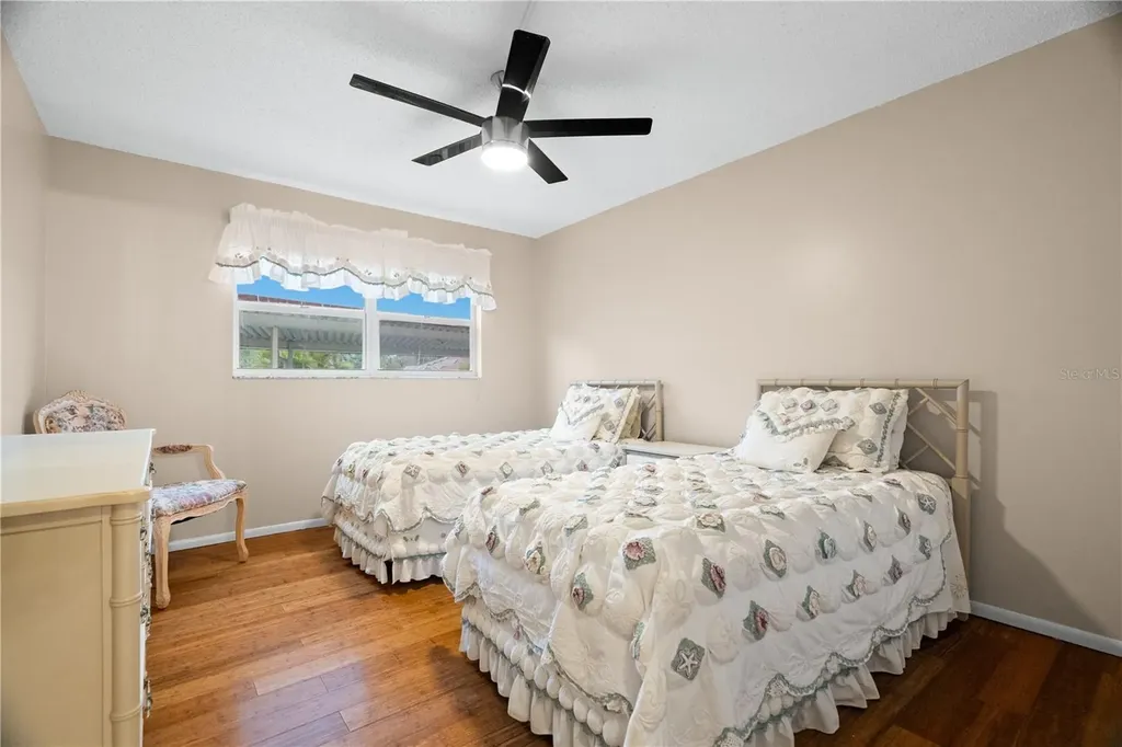 116 Dogwood Circle Seminole FL 33777