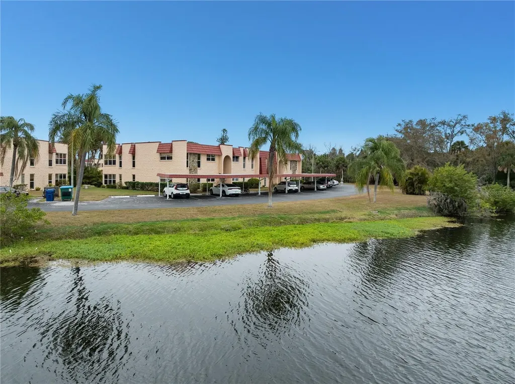 116 Dogwood Circle Seminole FL 33777