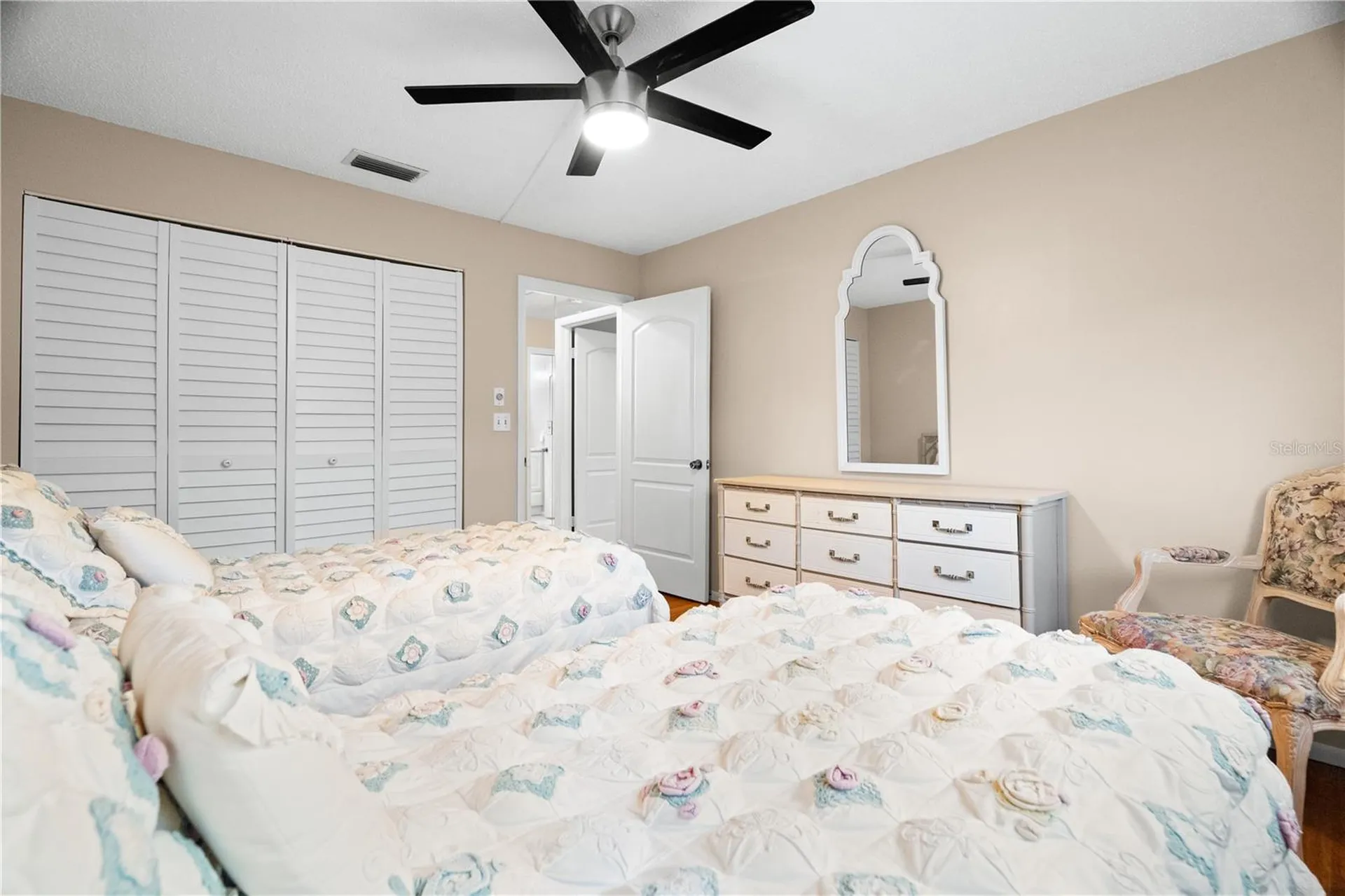 116 Dogwood Circle Seminole FL 33777