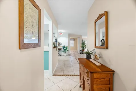 116 Dogwood Circle Seminole FL 33777