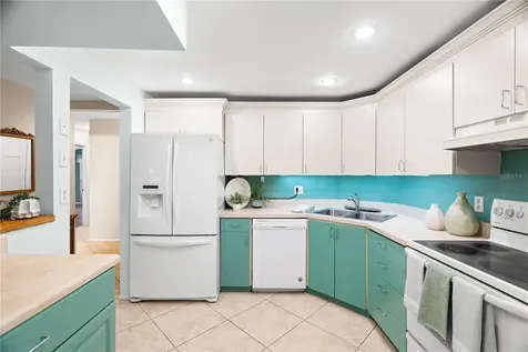 116 Dogwood Circle Seminole FL 33777
