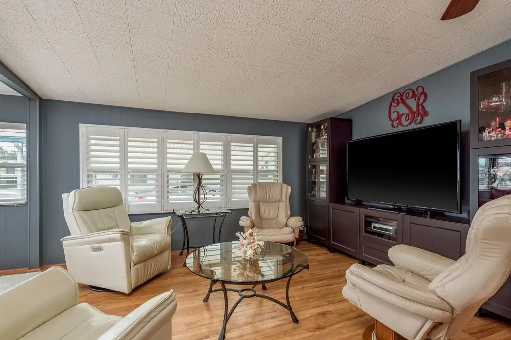 2331 Belleair Road Clearwater FL 33764