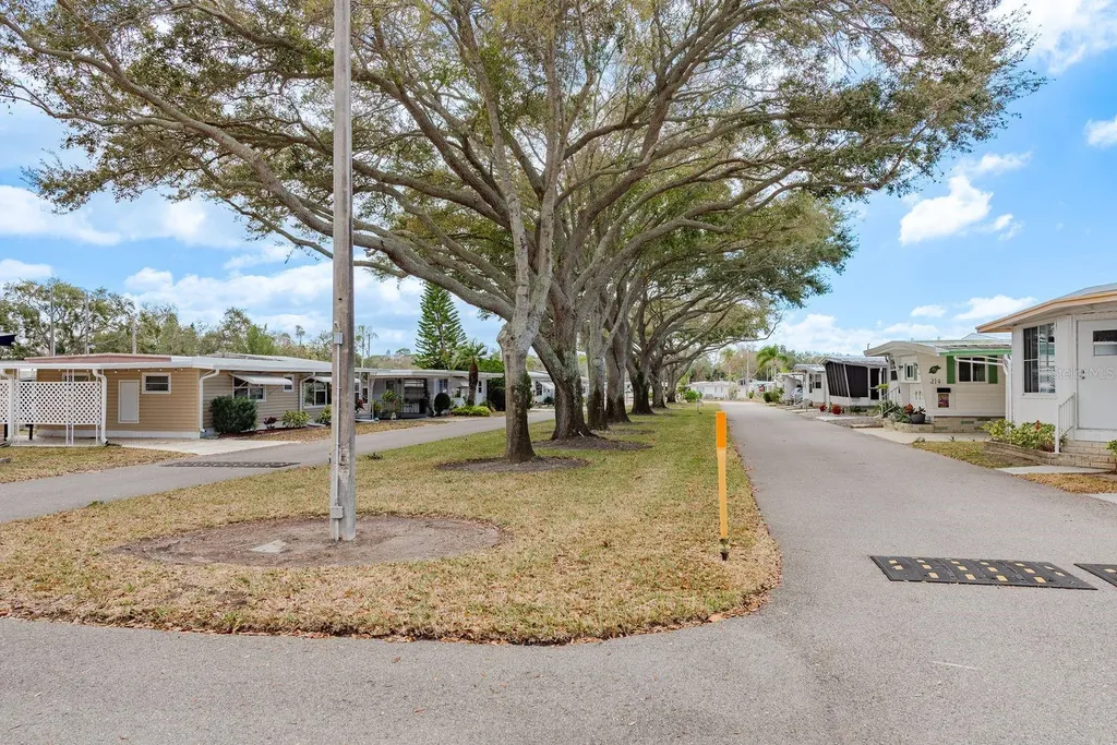 2331 Belleair Road Clearwater FL 33764