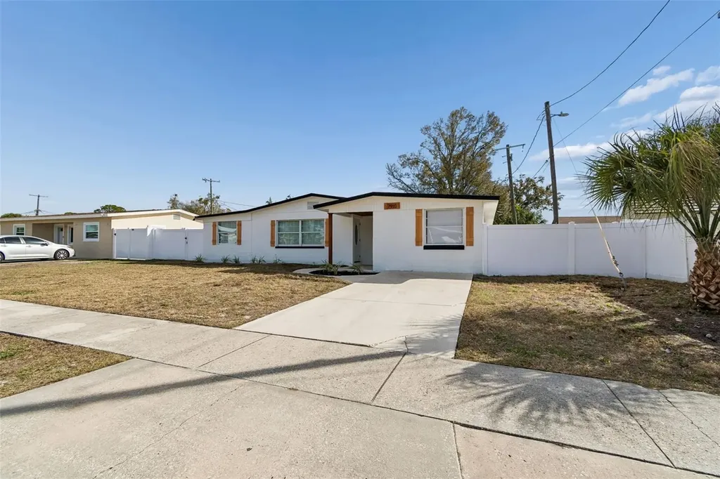 7910 W Powhatan Avenue Tampa FL 33615