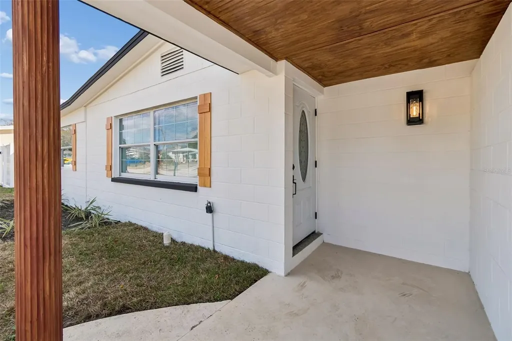 7910 W Powhatan Avenue Tampa FL 33615
