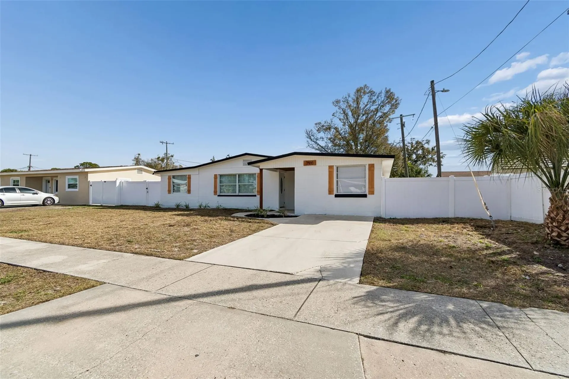 7910 W Powhatan Avenue Tampa FL 33615