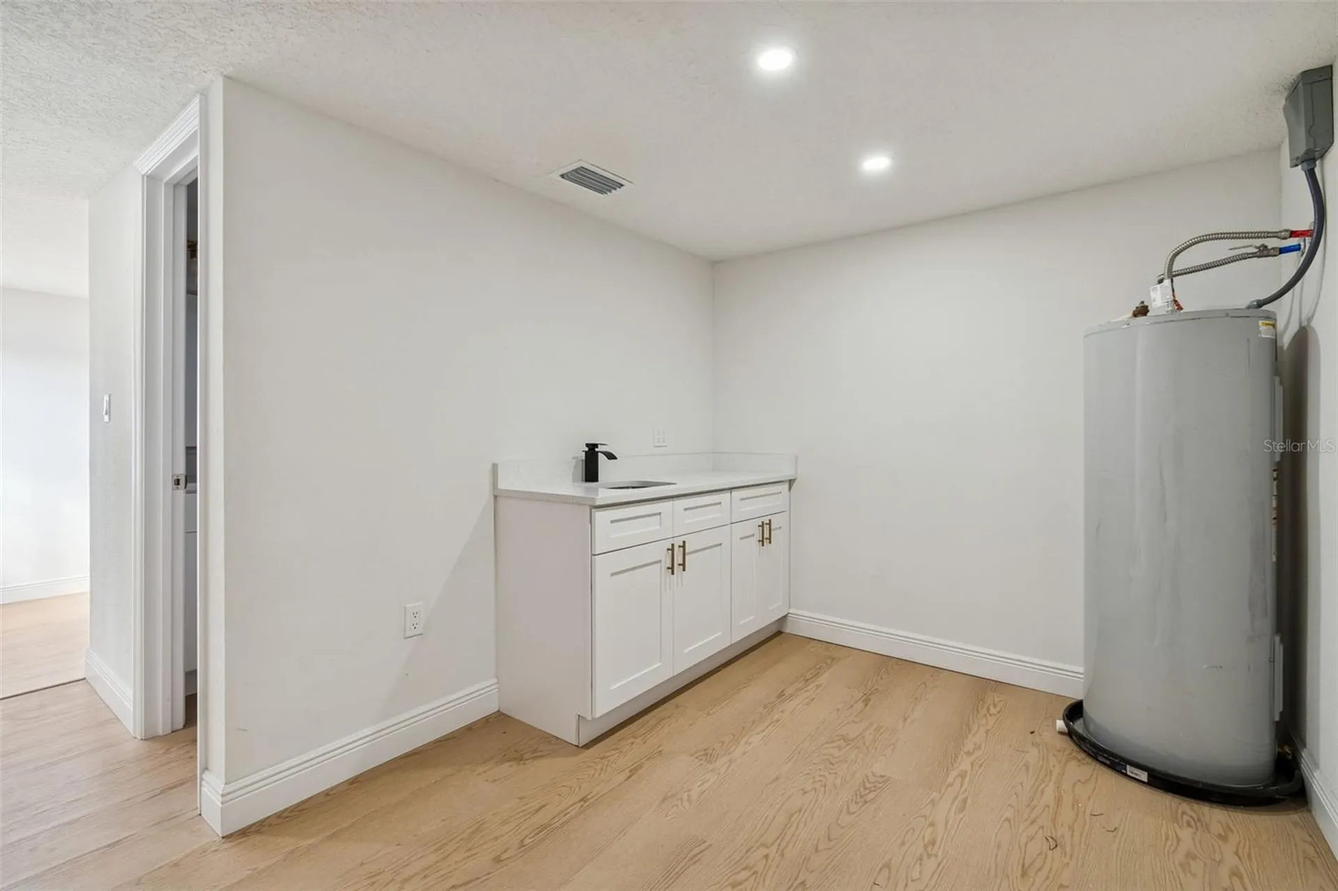 7910 W Powhatan Avenue Tampa FL 33615