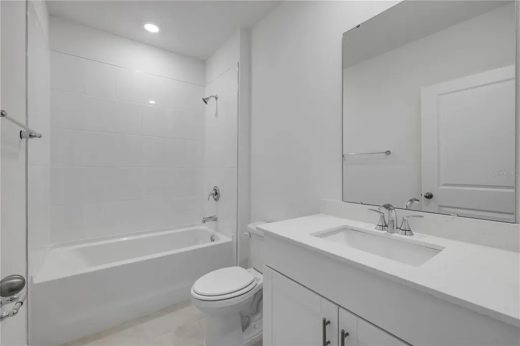 779 Sunshower Drive Lady Lake FL 32159