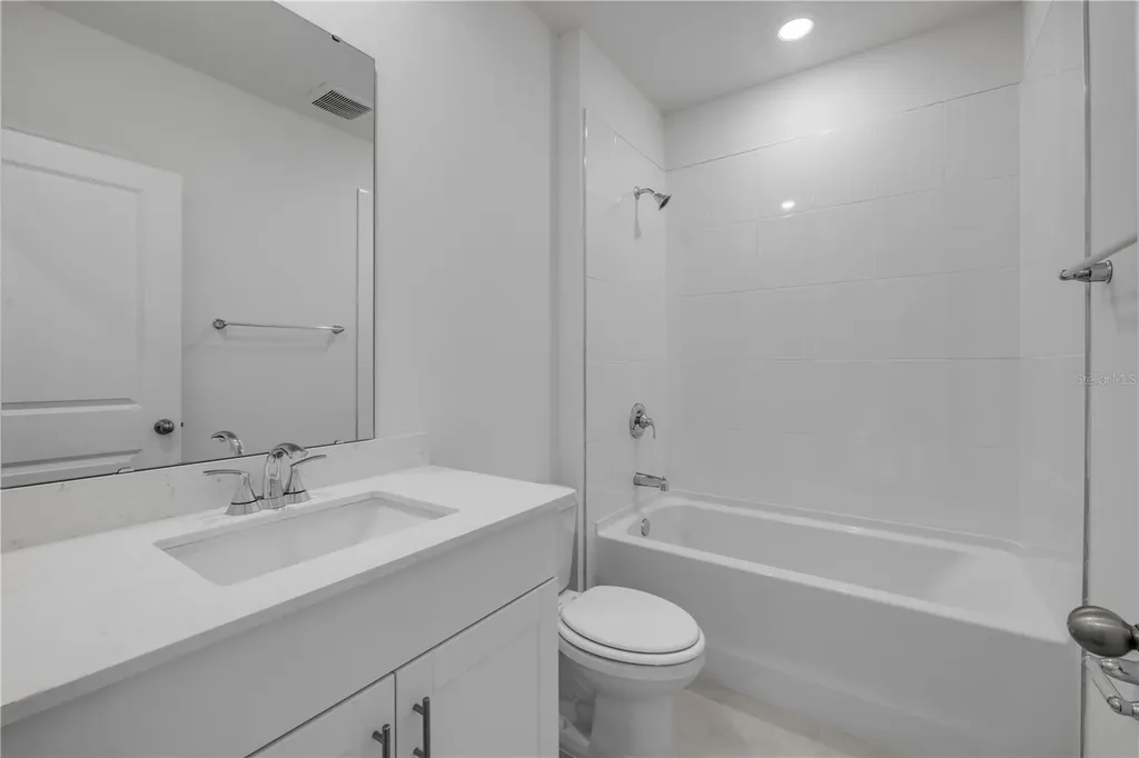 779 Sunshower Drive Lady Lake FL 32159