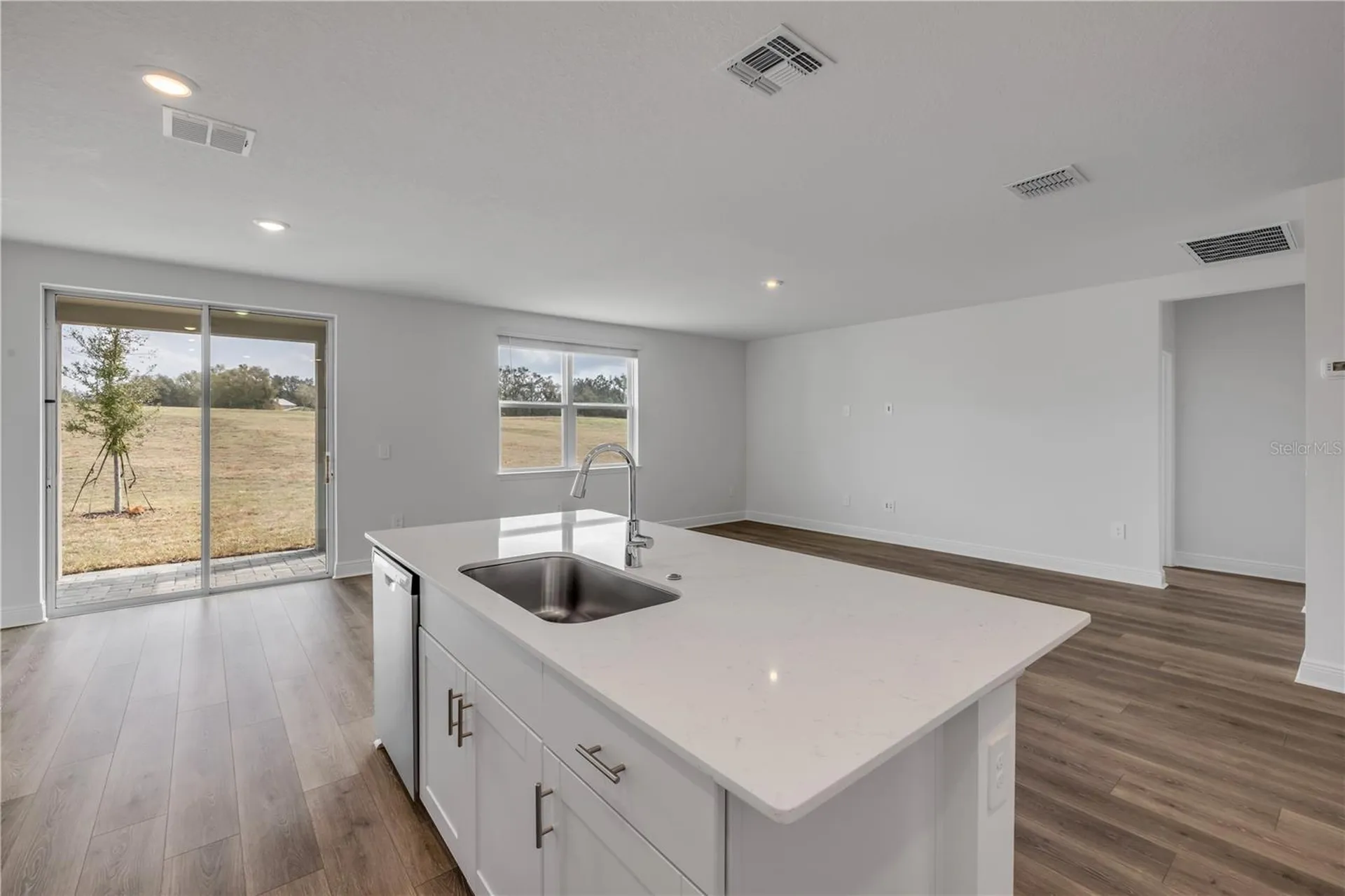 779 Sunshower Drive Lady Lake FL 32159