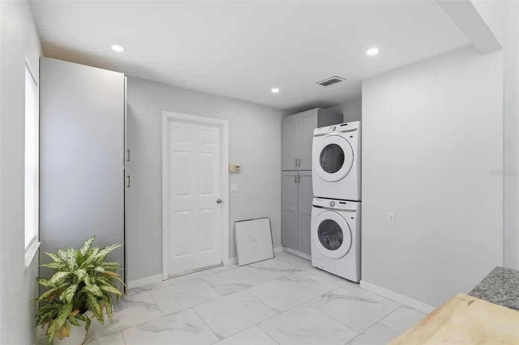 9376 French Quarters Circle Weeki Wachee FL 34613